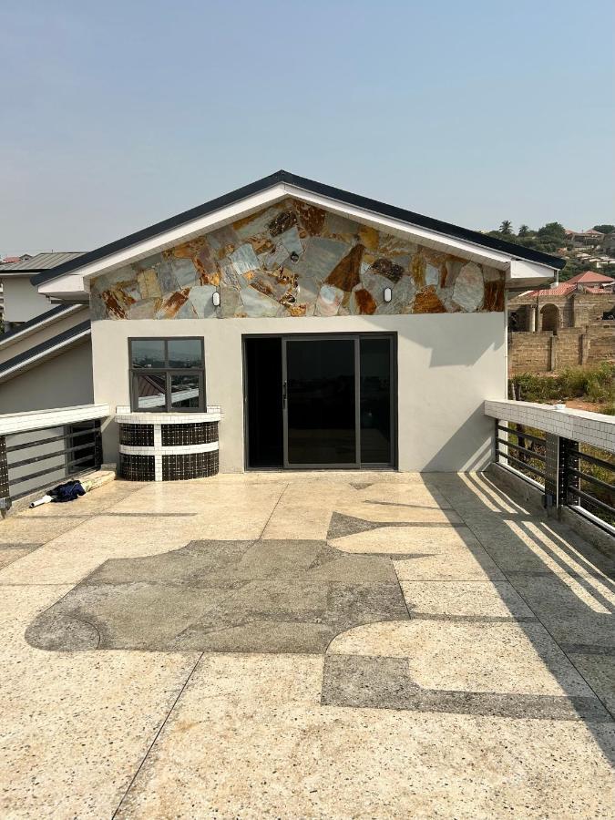 Queen'S Hill Lodge Gbawe Exterior photo